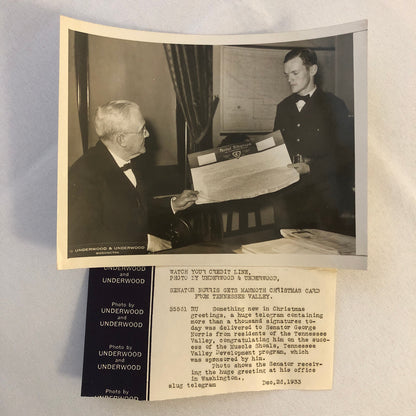 Press Photo Photograph Senator Norris Christmas Telegram 1933 Tennessee Valley
