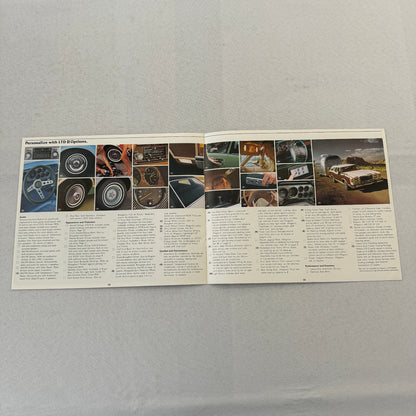 1977 Ford LTD II Car Sales Brochure Catalog Hardtop Sedan Station Wagon