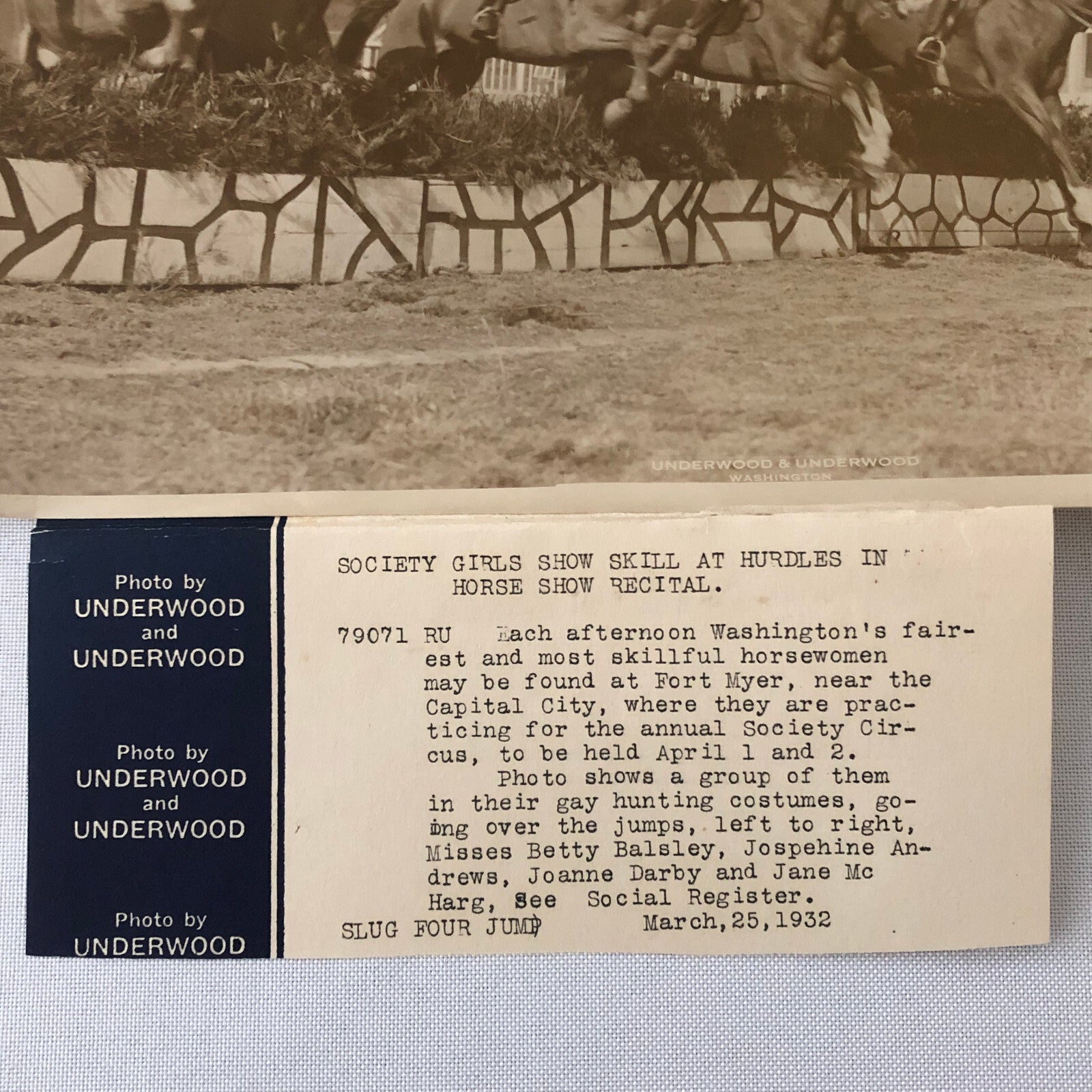 Press Photo Photograph Show Horse Jumping Fort Myer 1932