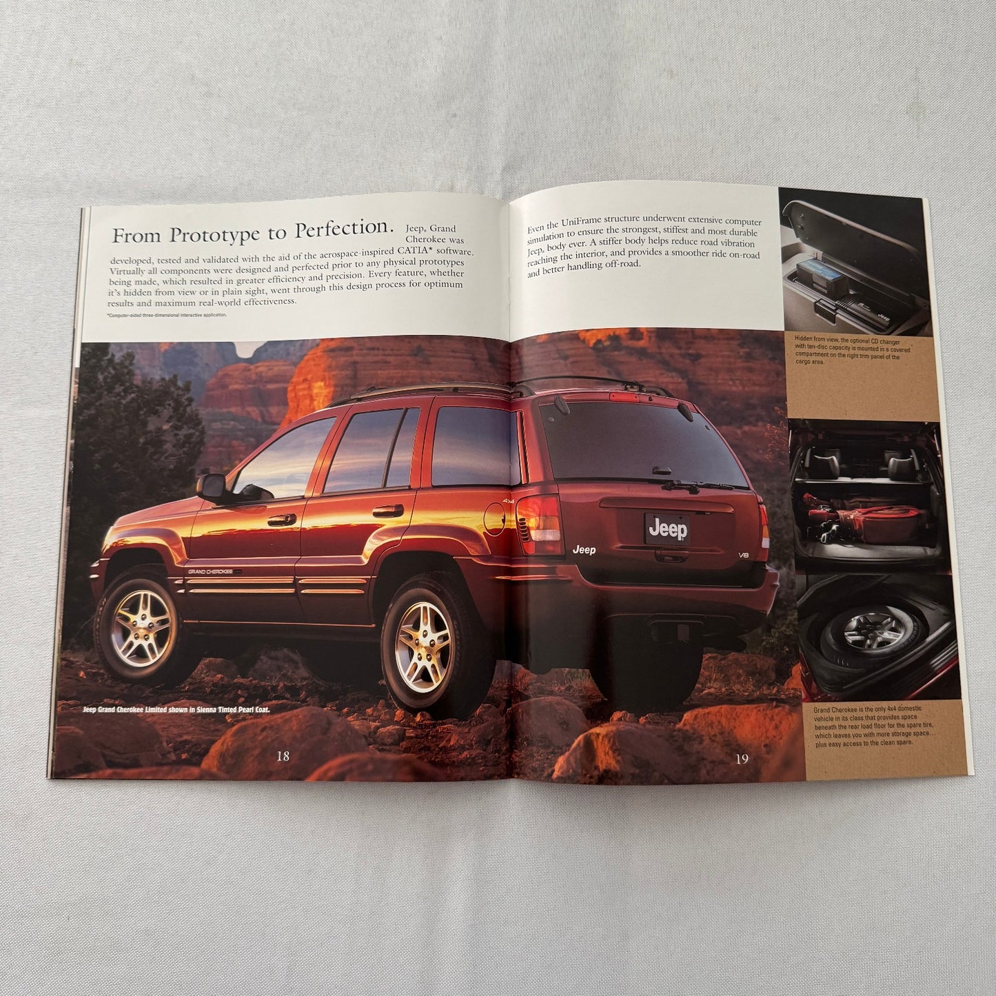 2000 Jeep Grand Cherokee SUV Car Sales Brochure Catalog Advertising Canadian