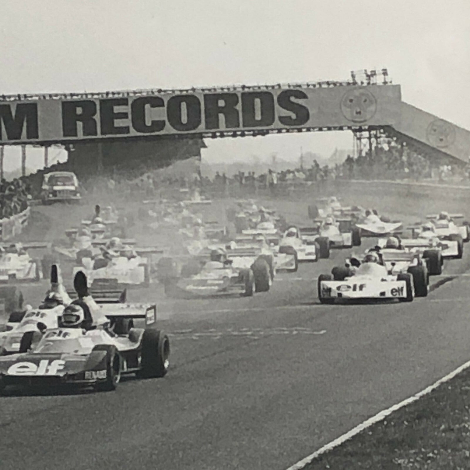 Vintage 1976 Formula 2 F2 Thruxton Grand Prix Racing Photo Photograph ELF Car + 