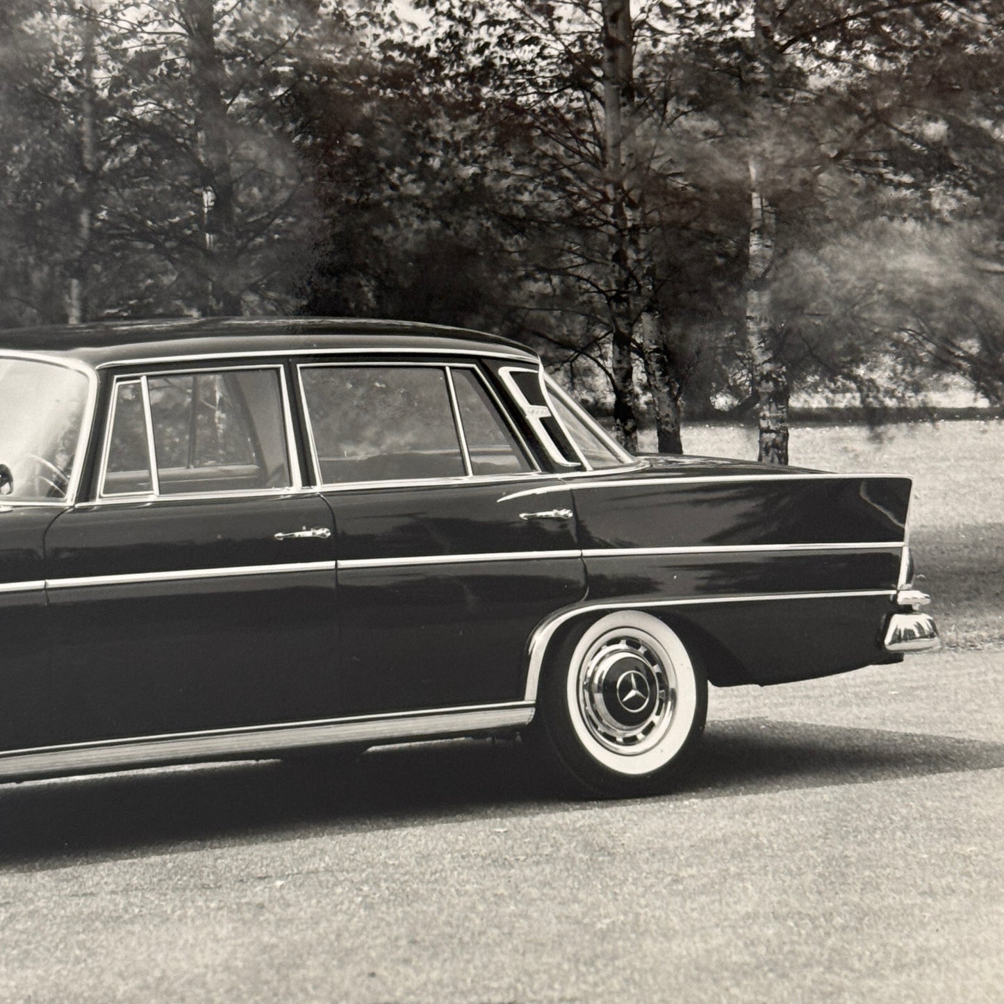Mercedes Benz 300 SE Factory Press Photo Photograph Vintage