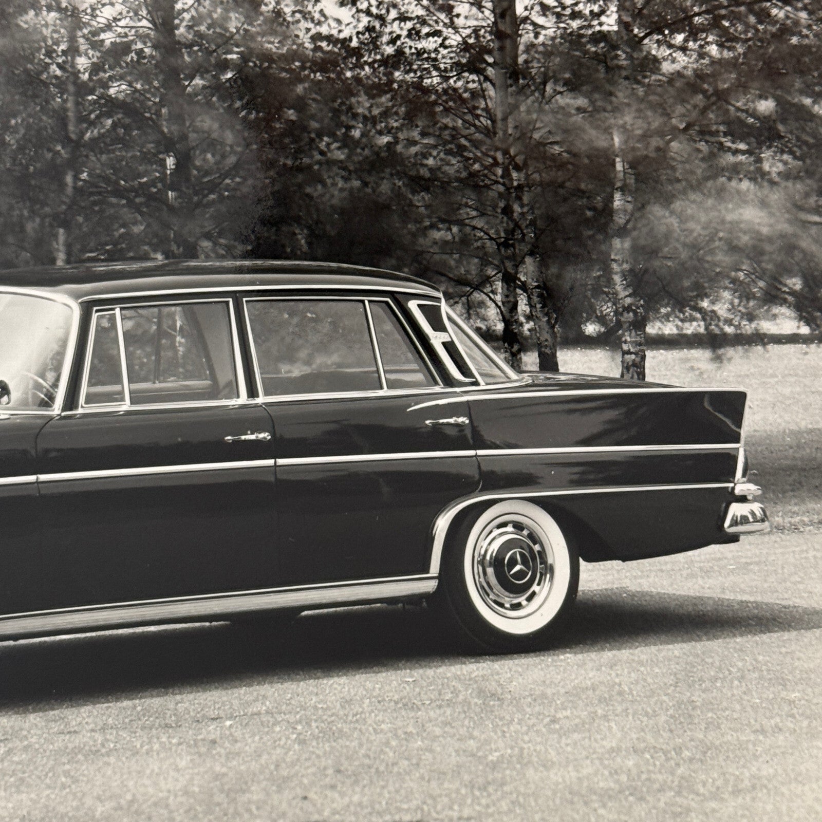 Mercedes Benz 300 SE Factory Press Photo Photograph Vintage
