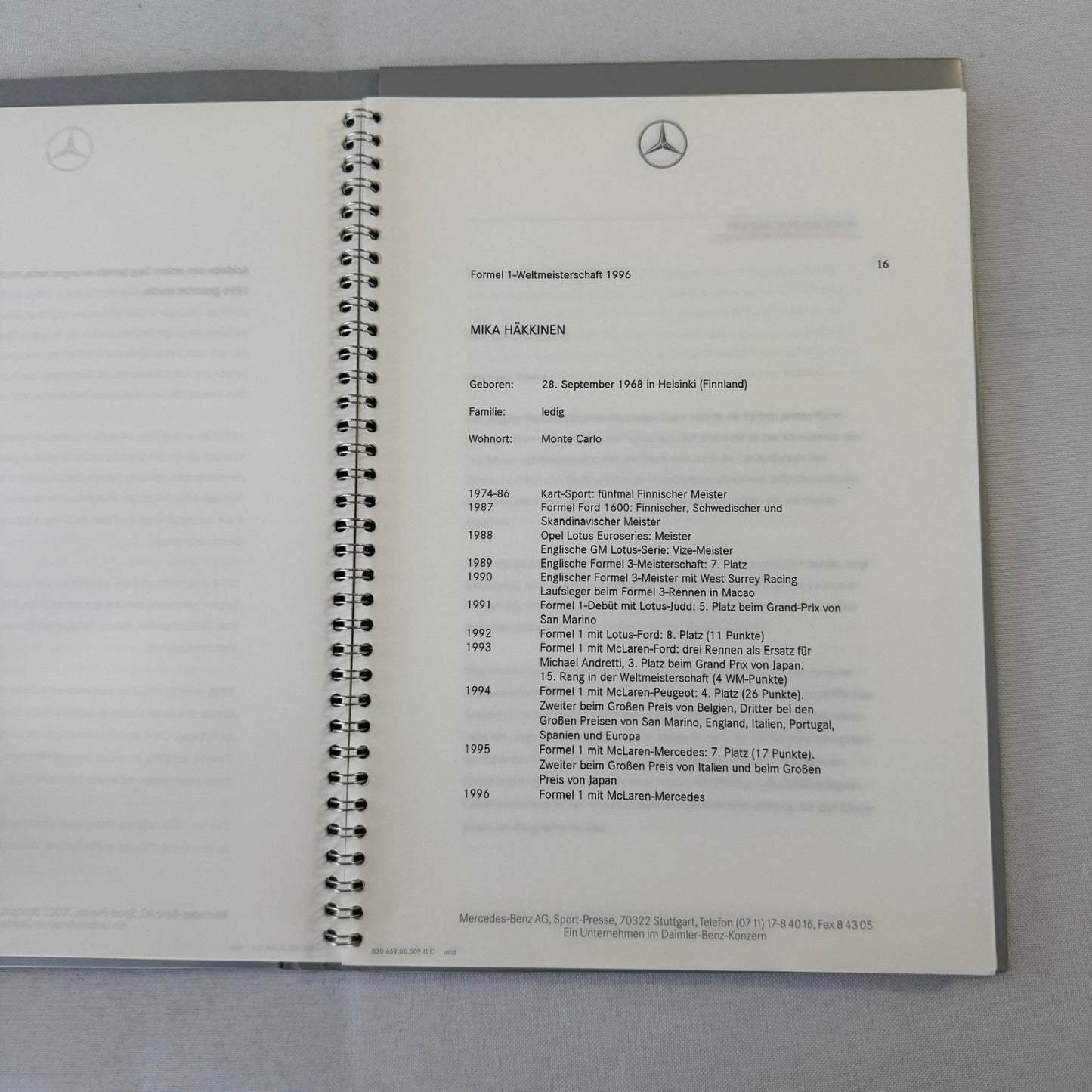 1996 Mercedes Marlboro F1 Formula One Racing Press KIt Mika Hakkinen Coulthard