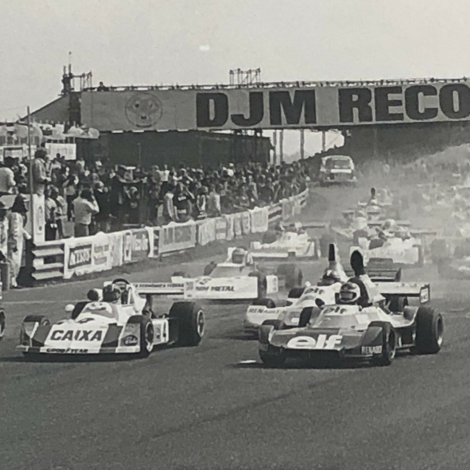 Vintage 1976 Formula 2 F2 Thruxton Grand Prix Racing Photo Photograph ELF Car + 