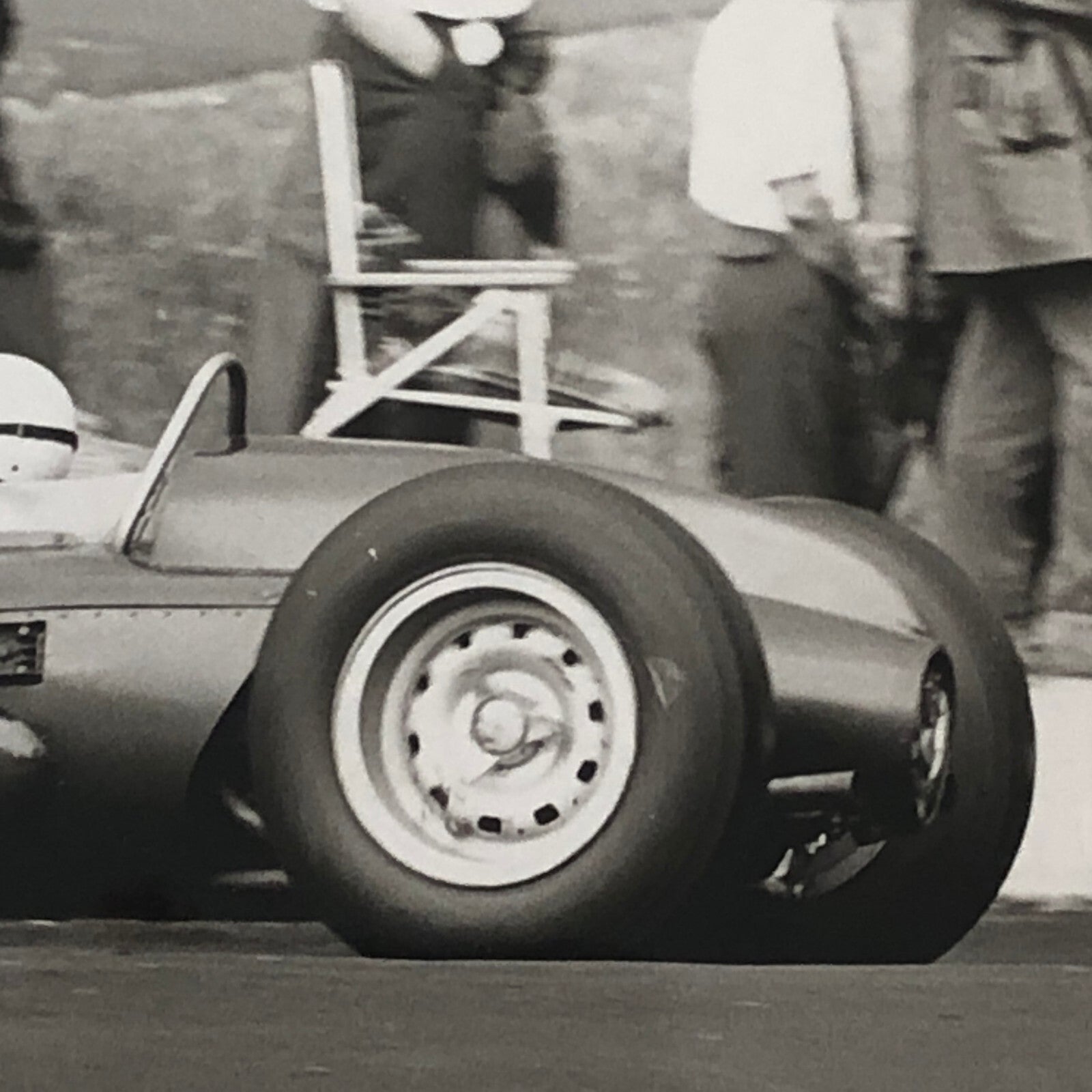 Innes Ireland Grand Prix Racing Car Driver Photo Photograph Print Gunther Molter