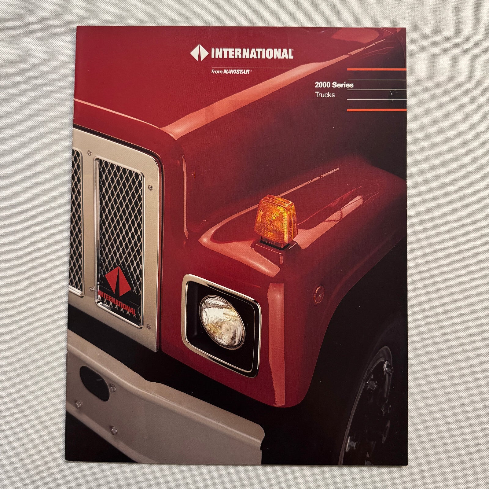 International Truck 2000 Series Sales Brochure Catalog Advertising
