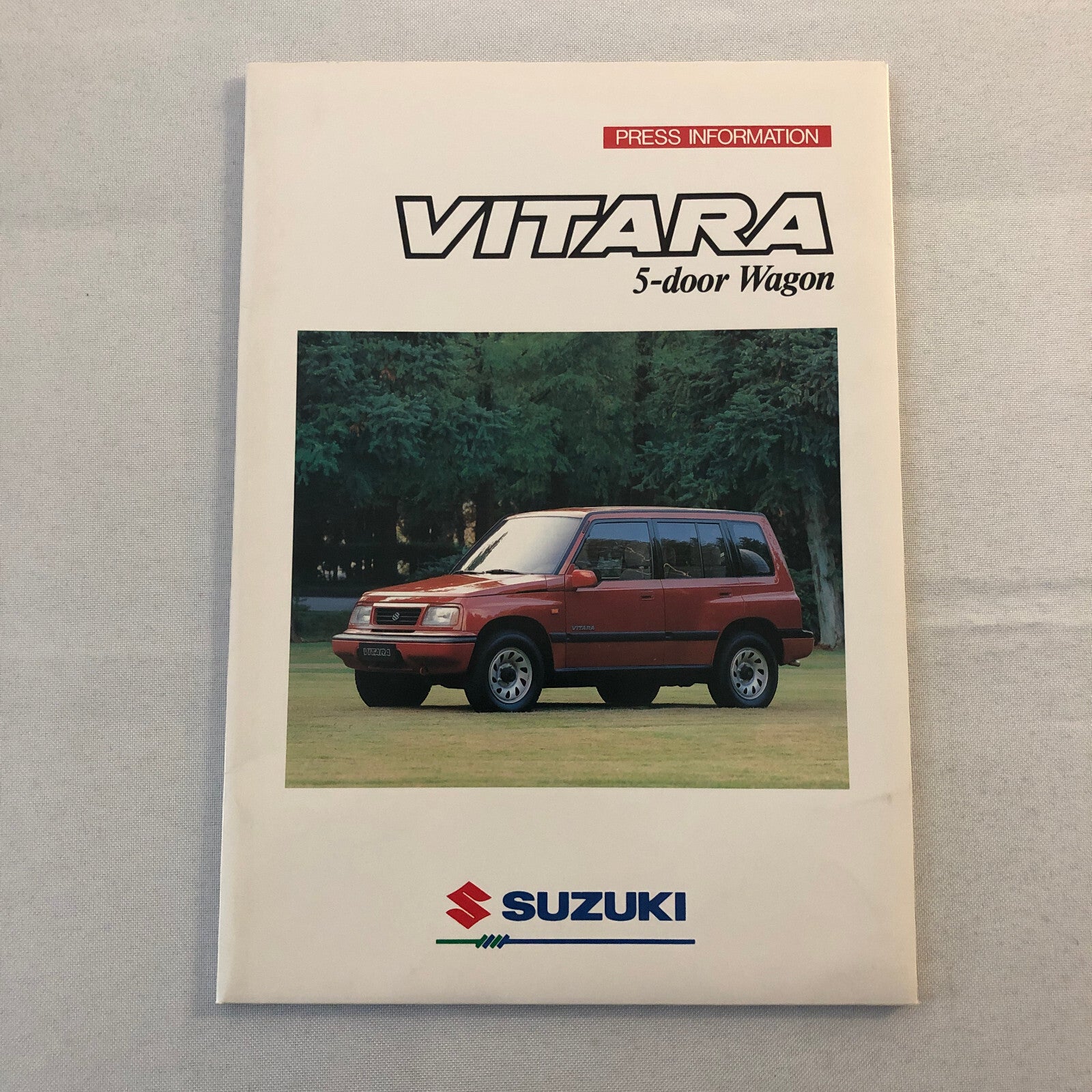 Suzuki Vitara 5-Door Wagon Press Kit Brochure Catalog 1991