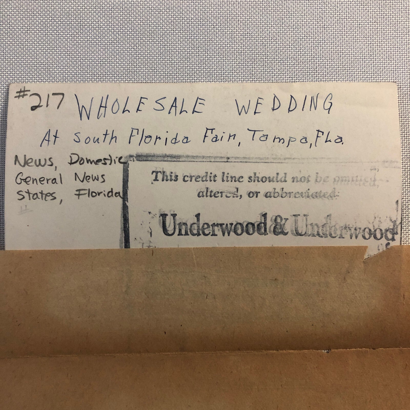Press Photo Photograph Reverand Marries 16 Couples Wholesale Wedding Underwood