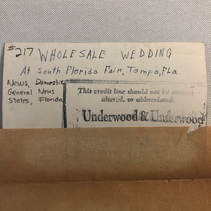 Press Photo Photograph Reverand Marries 16 Couples Wholesale Wedding Underwood