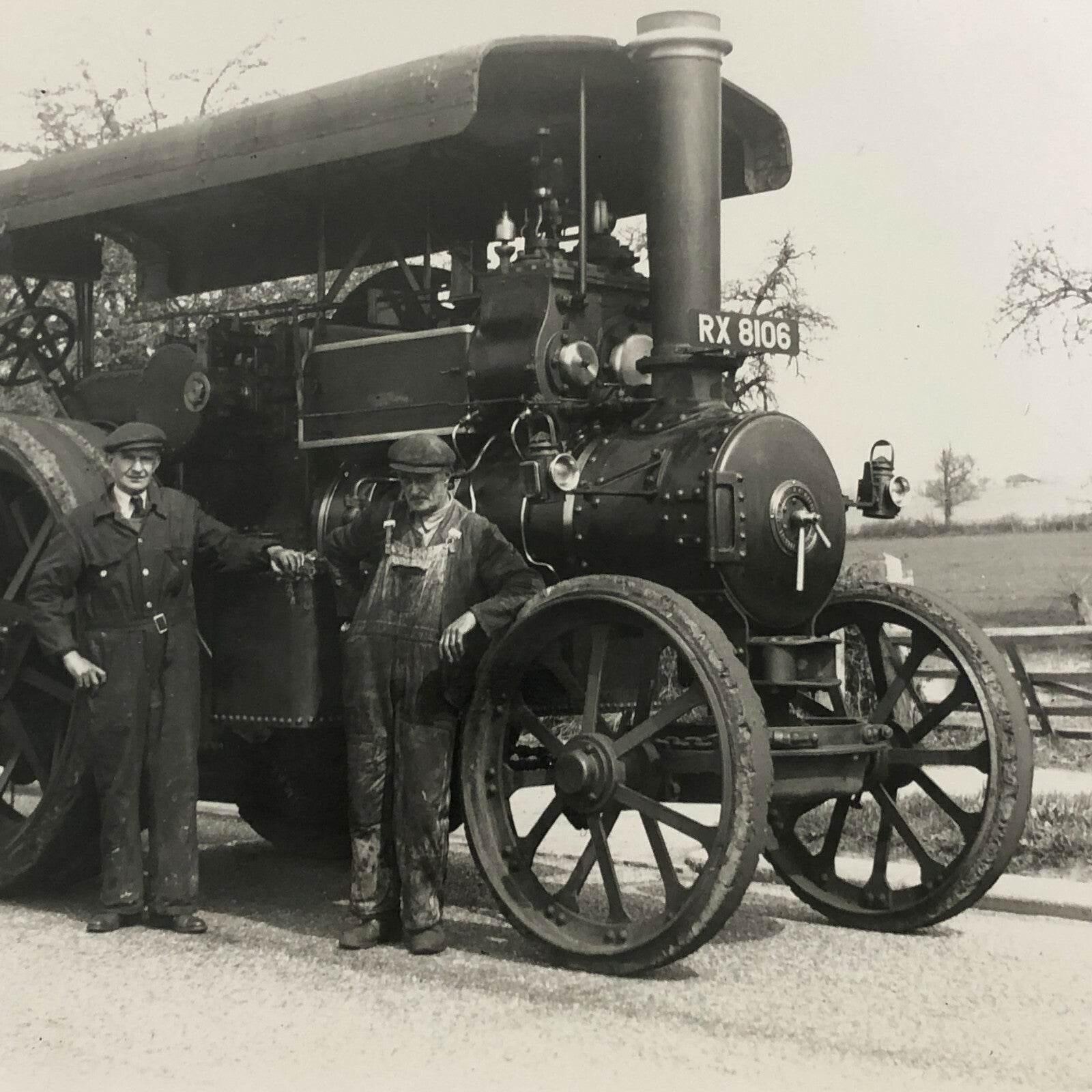Vintage Steam Tractor Photo Photograph - Modern Era Print 