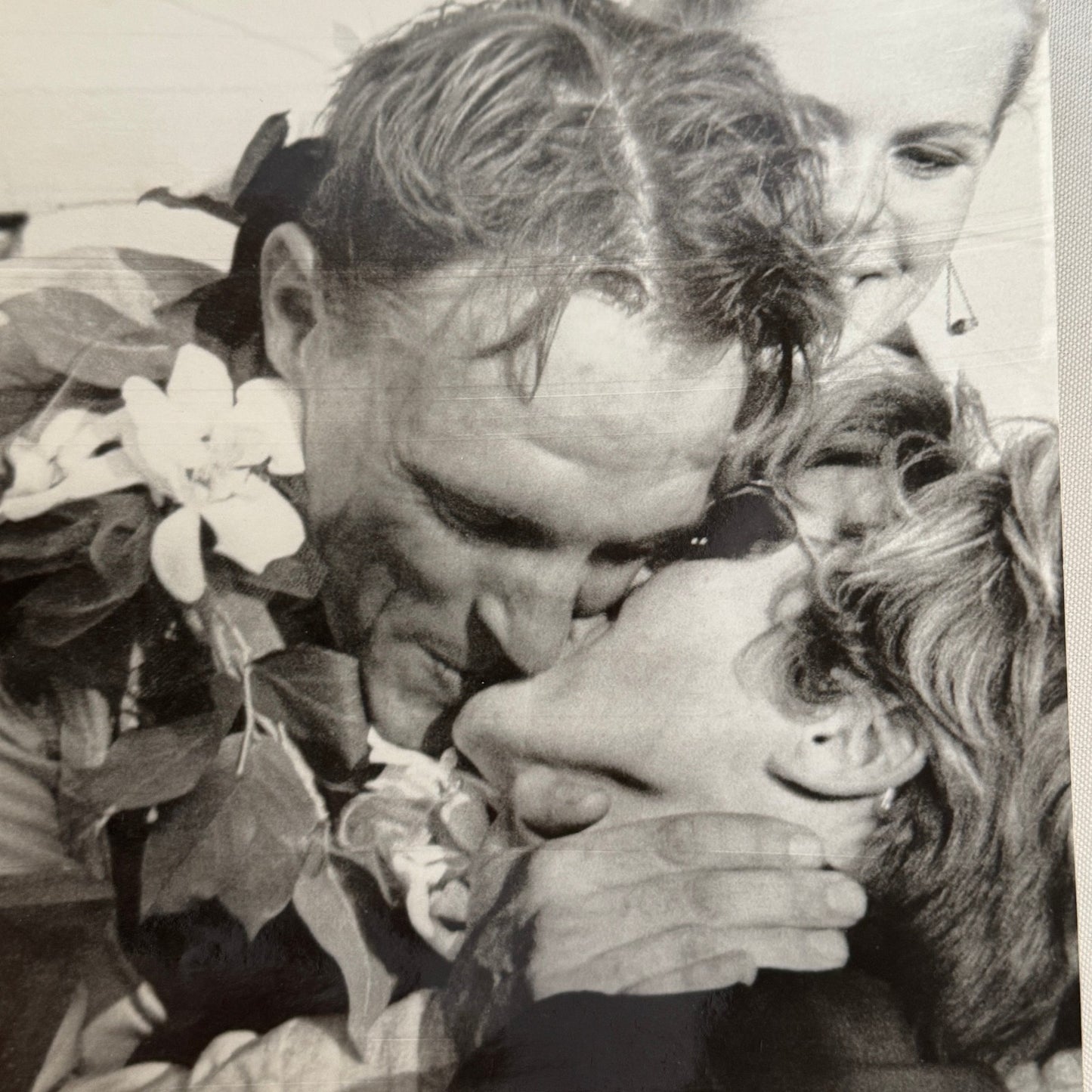 Vintage Racing Photo Dan Gurney Riverside Motor Trend 500 Race Win Kissing Wife