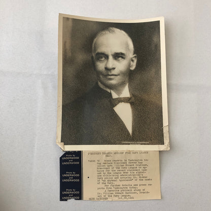 Press Photo Photograph Navy League Against President Herbert Hoover 1931