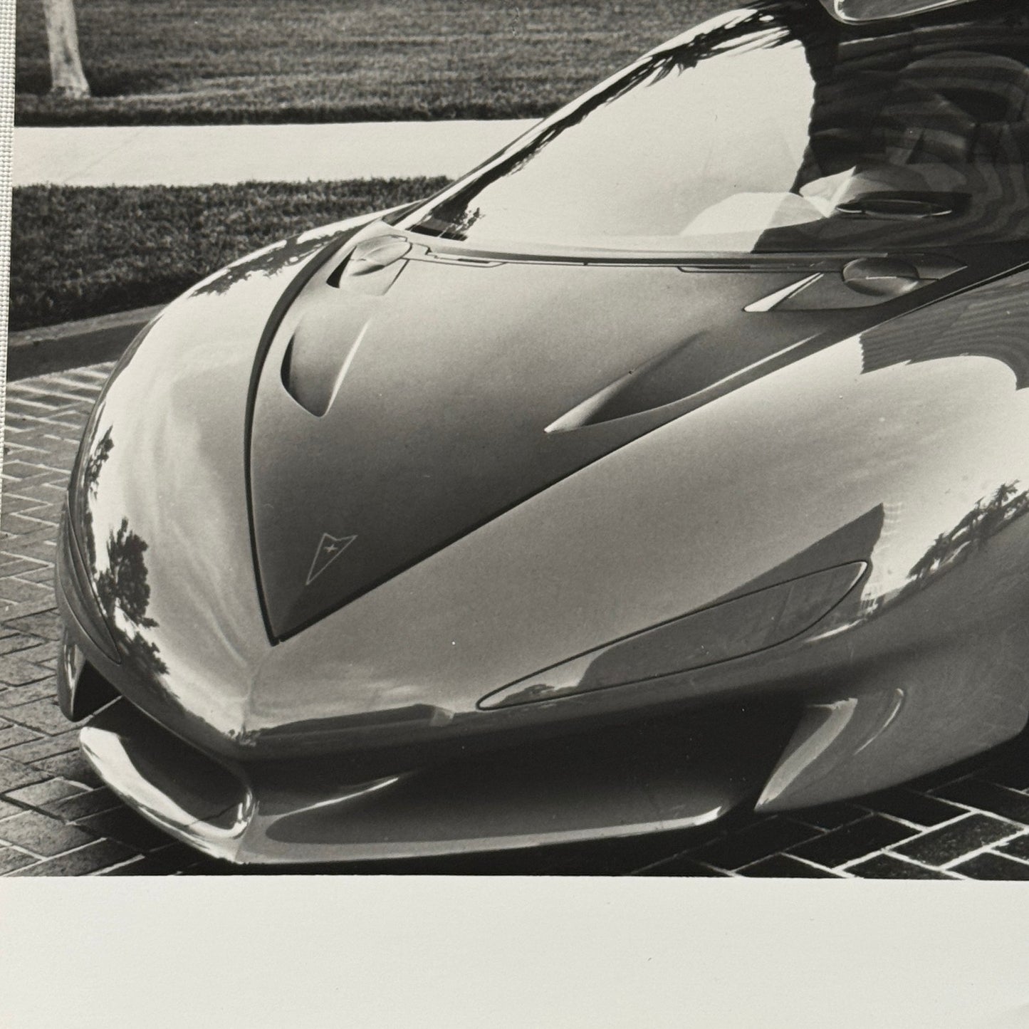 Pontiac Banshee Concept Car Prototype GM General Motors Press Photo Photograph