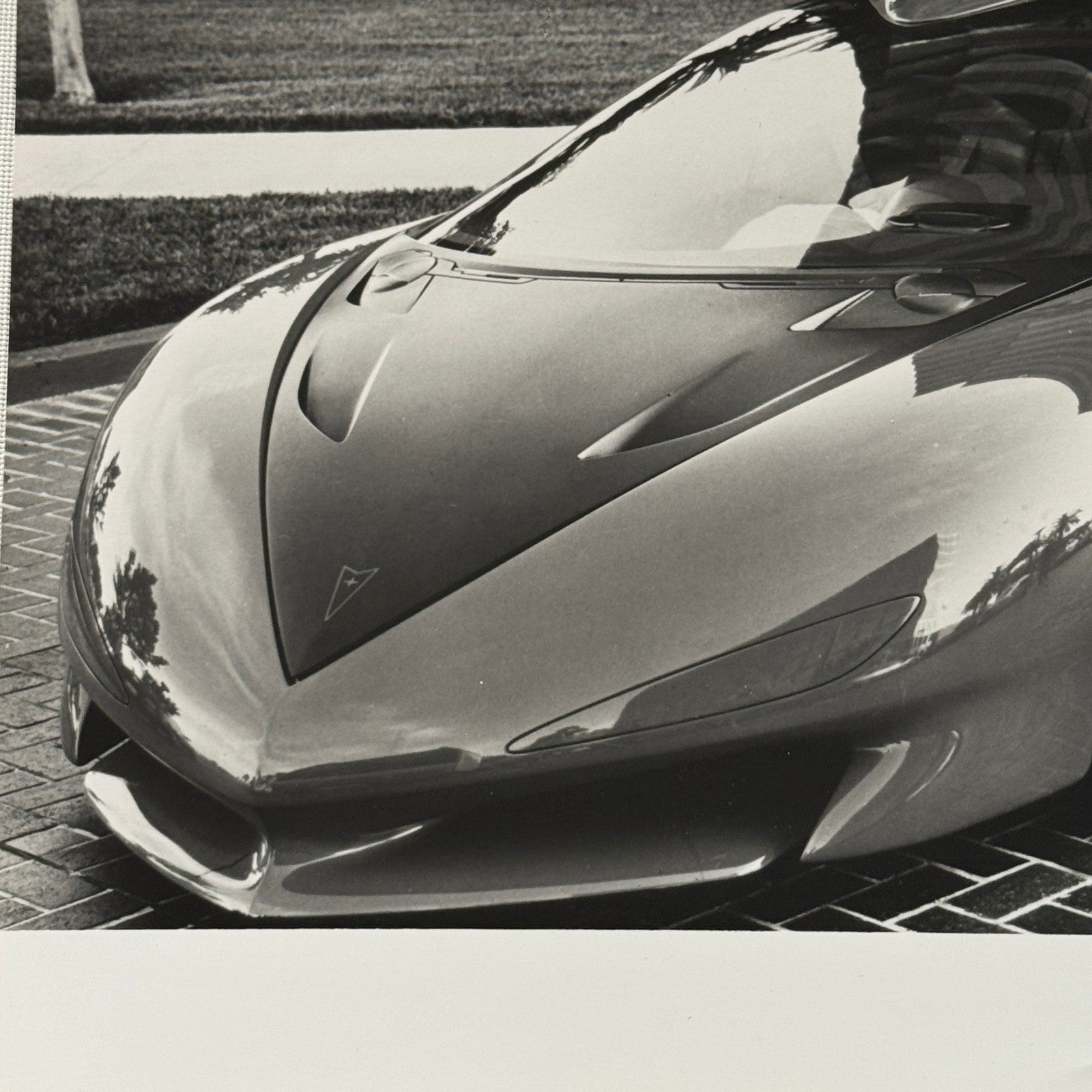 Pontiac Banshee Concept Car Prototype GM General Motors Press Photo Photograph
