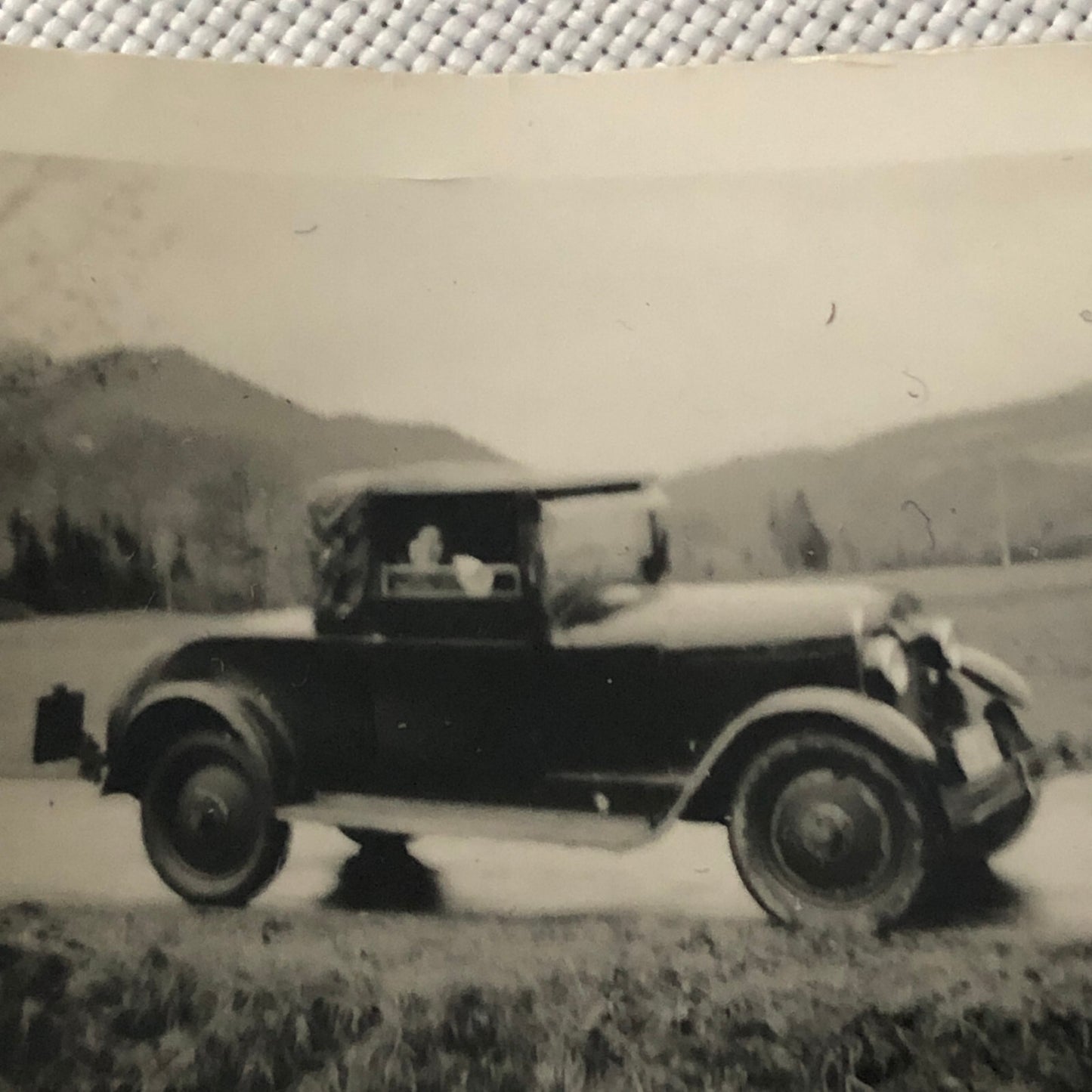 Vintage Photo Photograph Antique Car Automobile - Tag AL22SM2