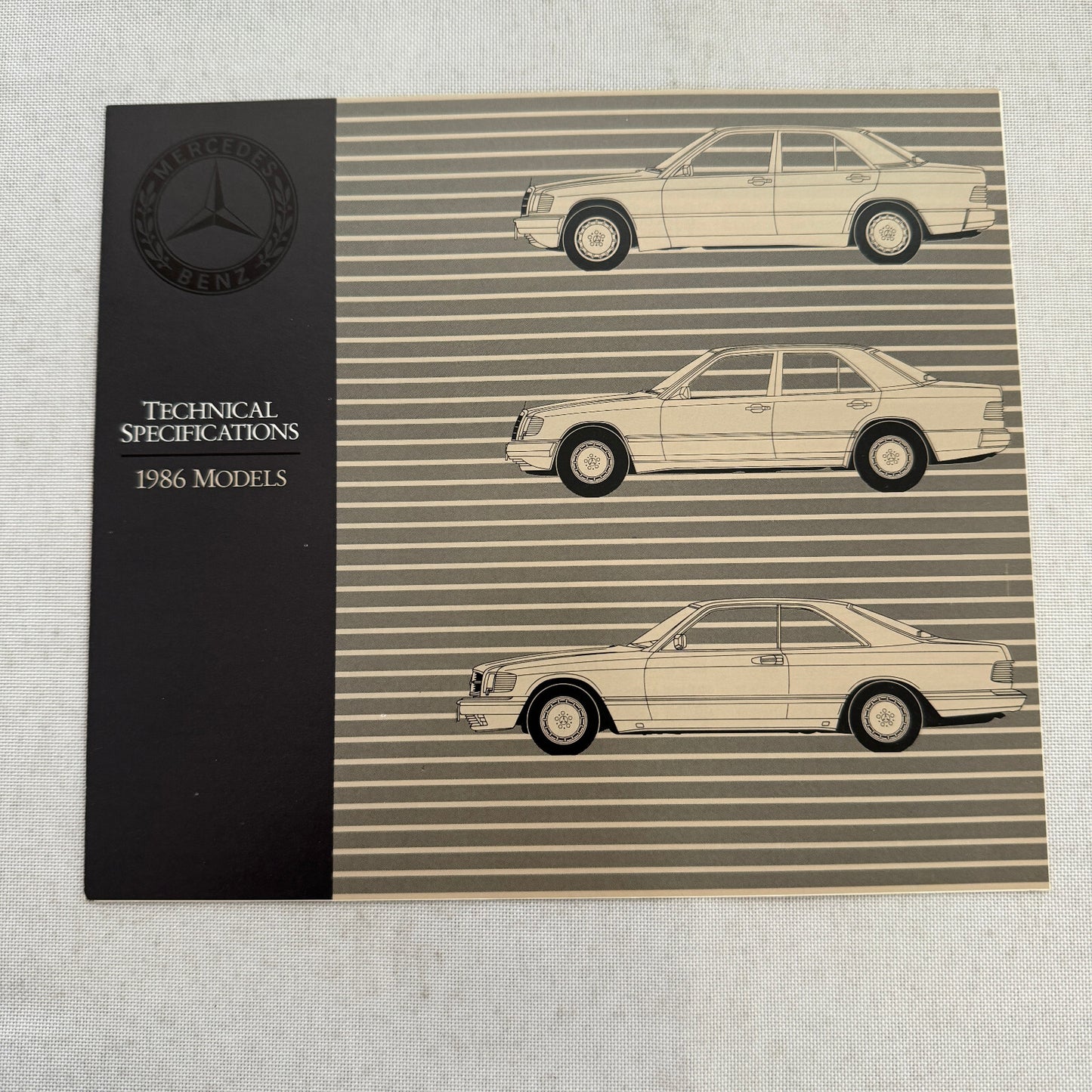 1986 Mercedes Benz Car Sales Brochure Catalog 560SL 560SEC 190D 190E 300D 300E +
