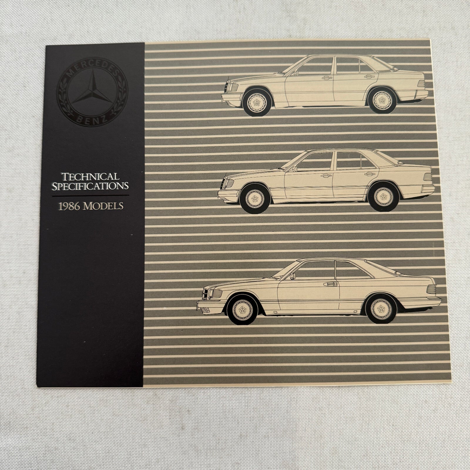 1986 Mercedes Benz Car Sales Brochure Catalog 560SL 560SEC 190D 190E 300D 300E +