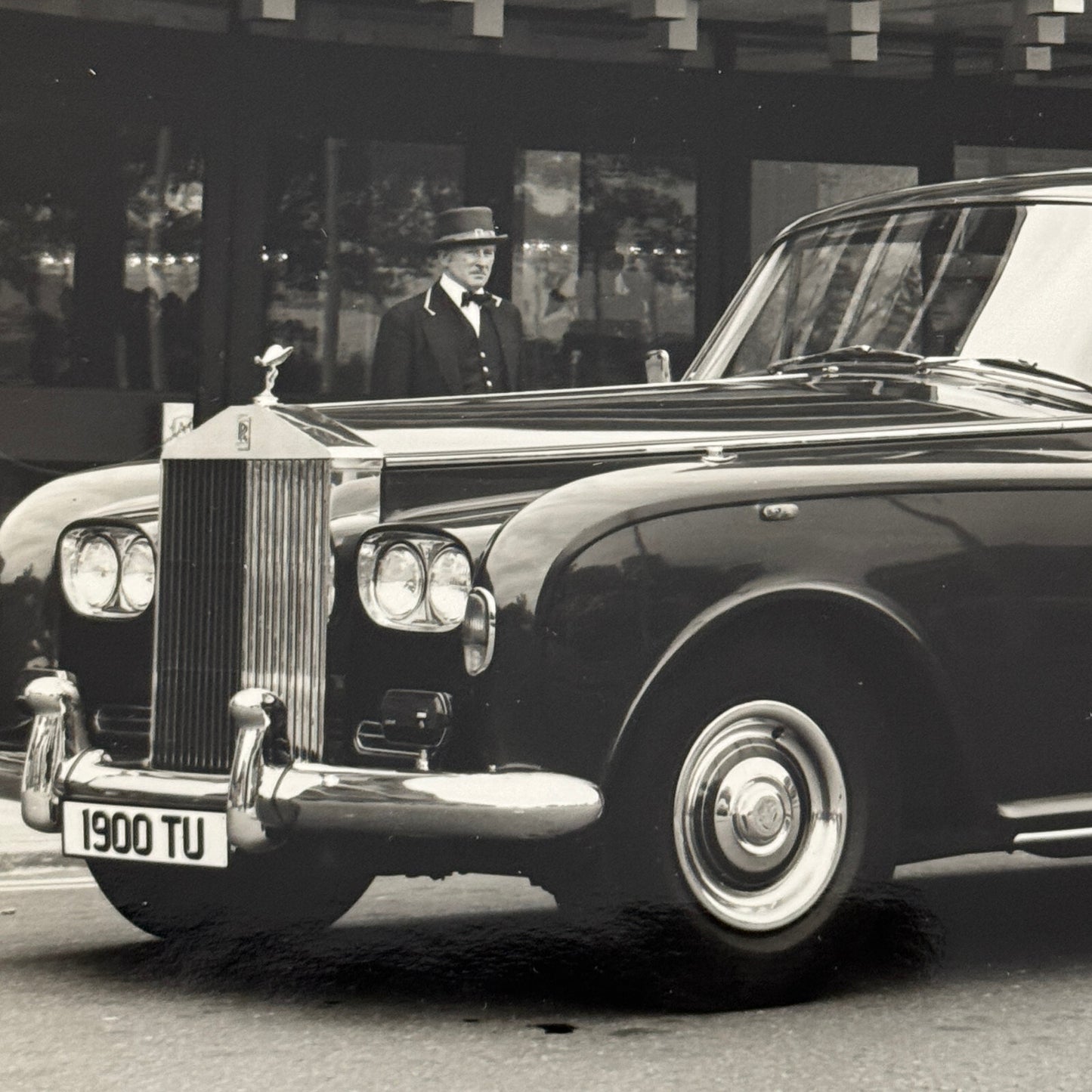 Rolls Royce Phantom VI Car Factory Press Photo Photograph Vintage Print 1980