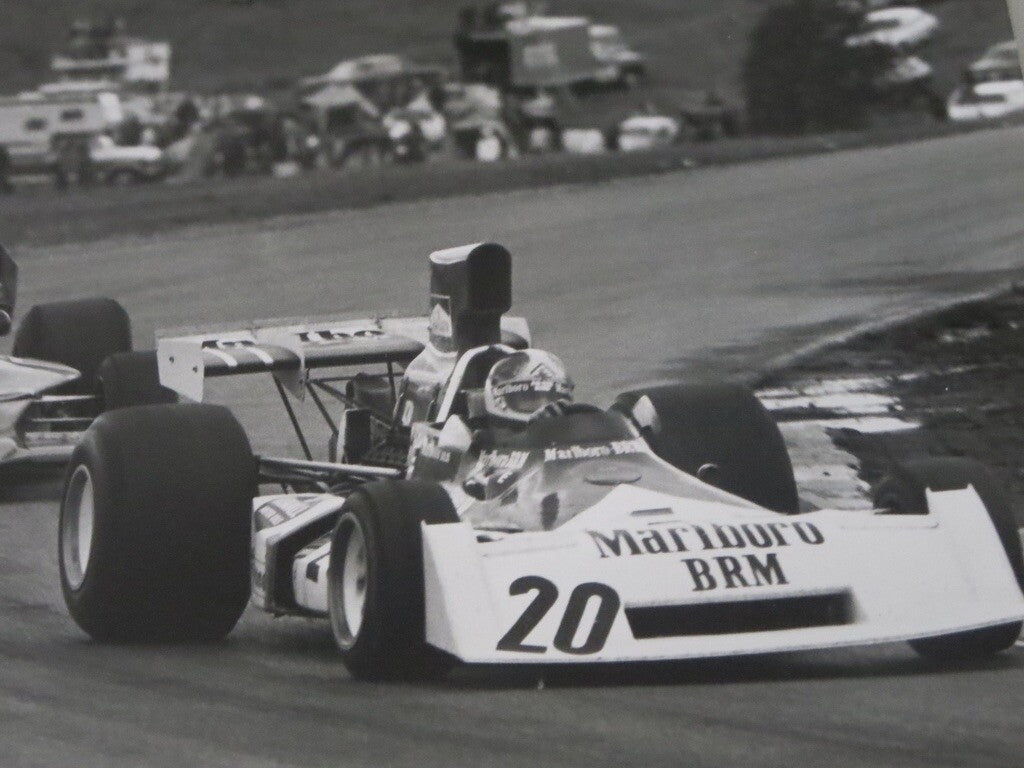 Vintage Canadian Grand Prix Racing Photograph Photo Jackie Oliver UOP Shadow +