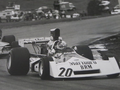 Vintage Canadian Grand Prix Racing Photograph Photo Jackie Oliver UOP Shadow +
