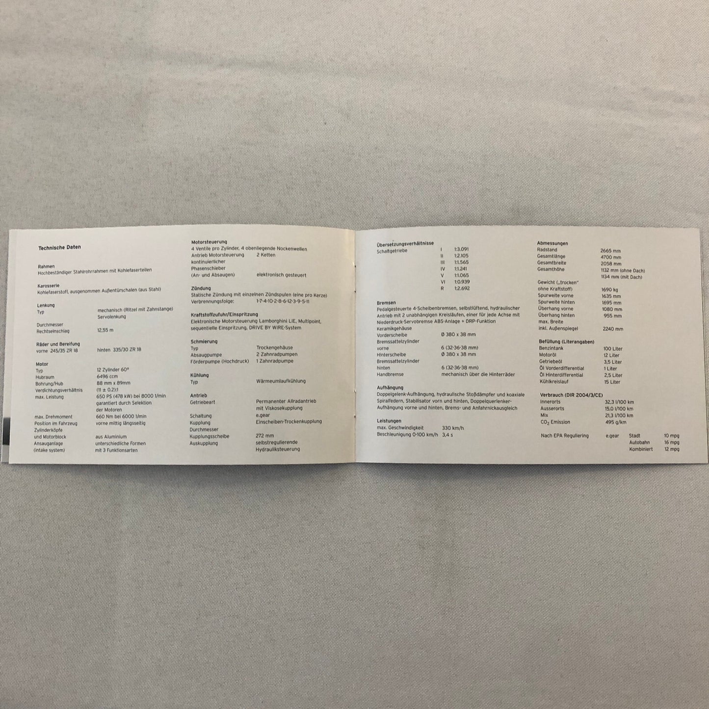 Lamborghini Reventon Roadster Press Kit Brochure CD GERMAN Text