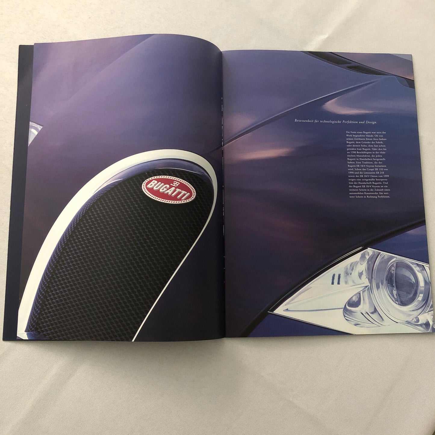Bugatti Veyron EB 18/4 Concept Car Sales Brochure Catalog