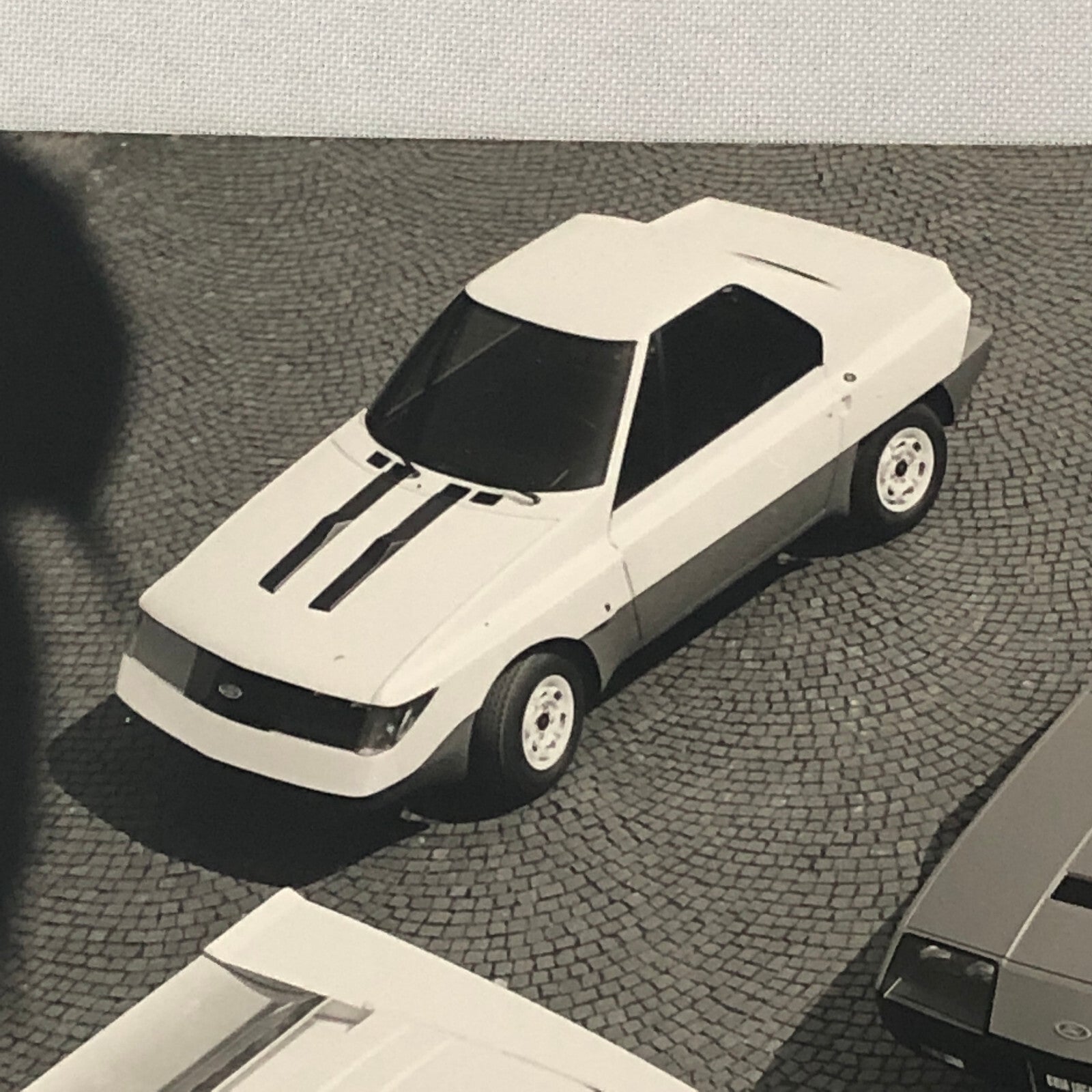 Vintage Ghia Design Ford Concept Car Photo Photograph Lucano Microsport Action