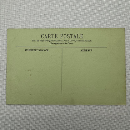 Vintage Zeppelin Airship Dirigible Postcard Post Card French Le Republique