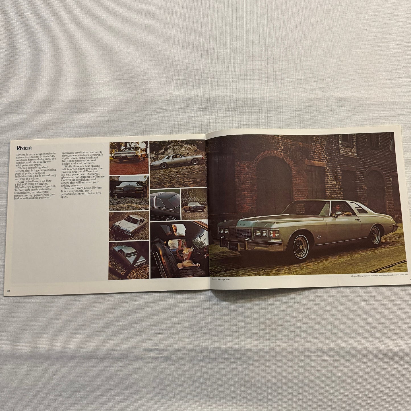 1976 Buick Car Sales Brochure Catalog Regal Century LeSabre Estate Wagon Riviera