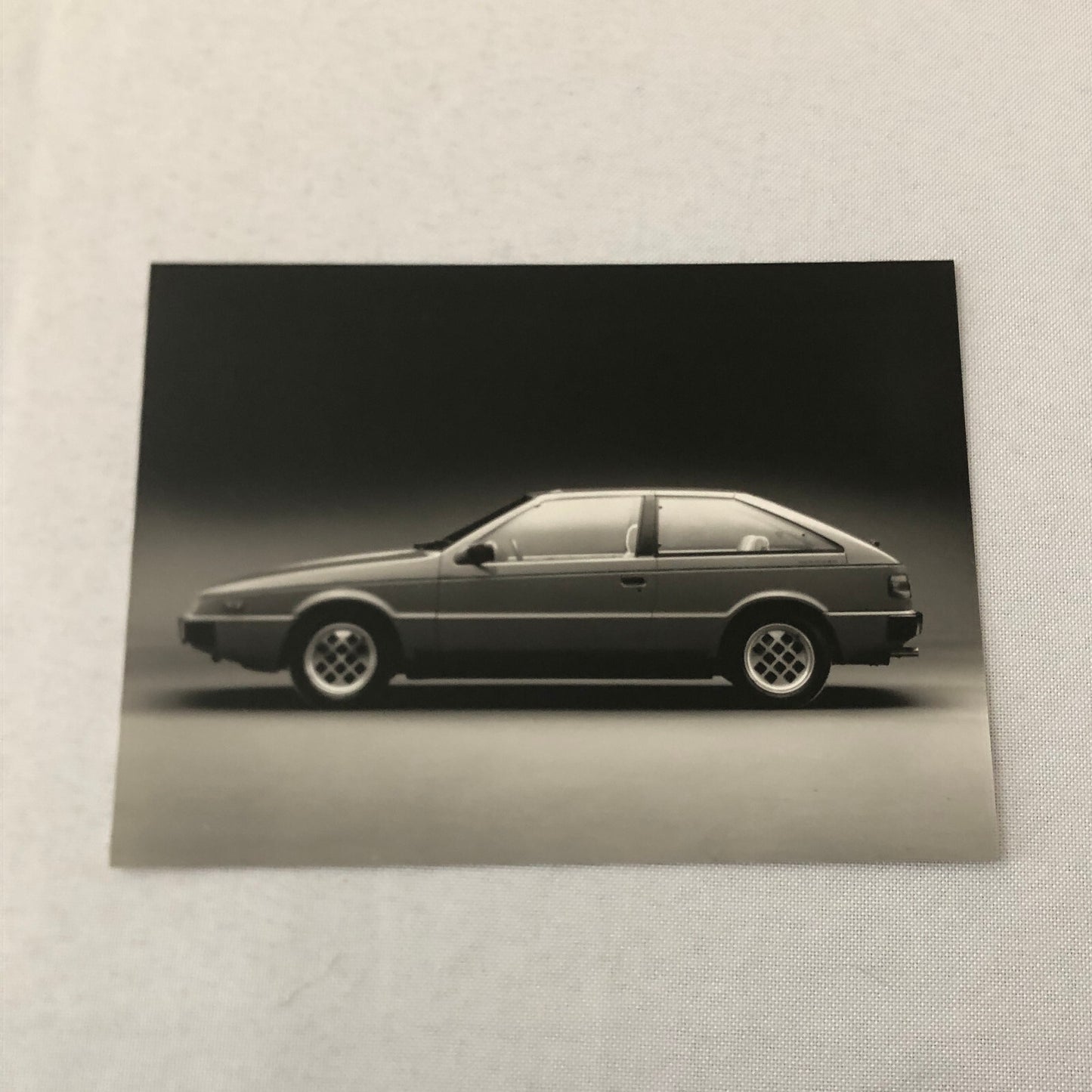 Isuzu Piazza Car Factory Press Photo Photograph Print Lot 2x