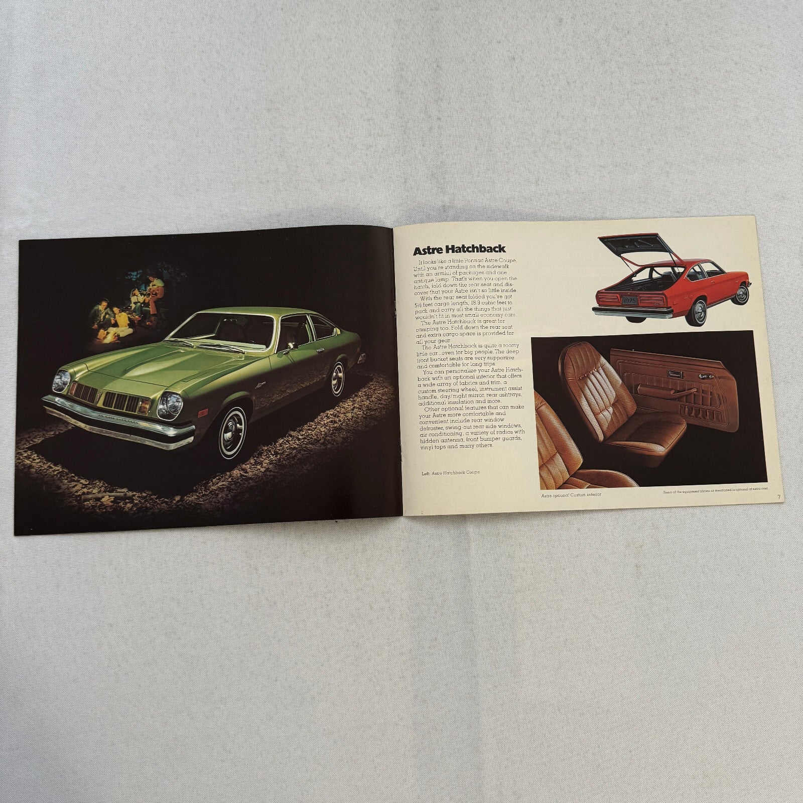 1975 Pontiac Astre Car Sales Brochure Catalog SJ Safari Wagon Hatchback Coupe