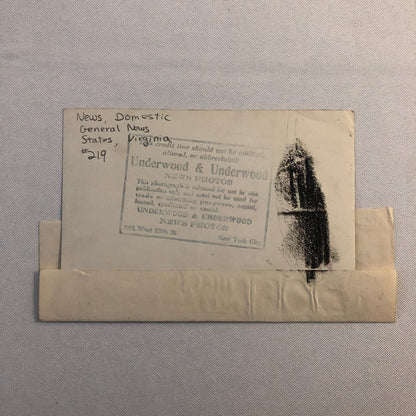 Press Photo Photograph Excavation of Yorktown Tavern Artifacts Virginia