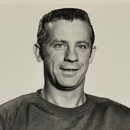 Detroit Red Wings Hockey Player Photo Photograph Vintage Larry Jeffrey