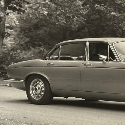 Daimler Series Two Double Six Vanden Plas Saloon Photo Photograph Jaguar