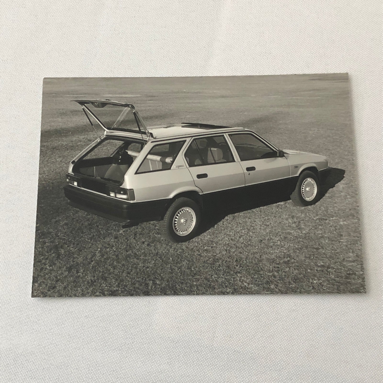 Alfa Romeo 33 4x4 Giardinetta 1984 Pininfarina Press Photo Photograph Lot of 4