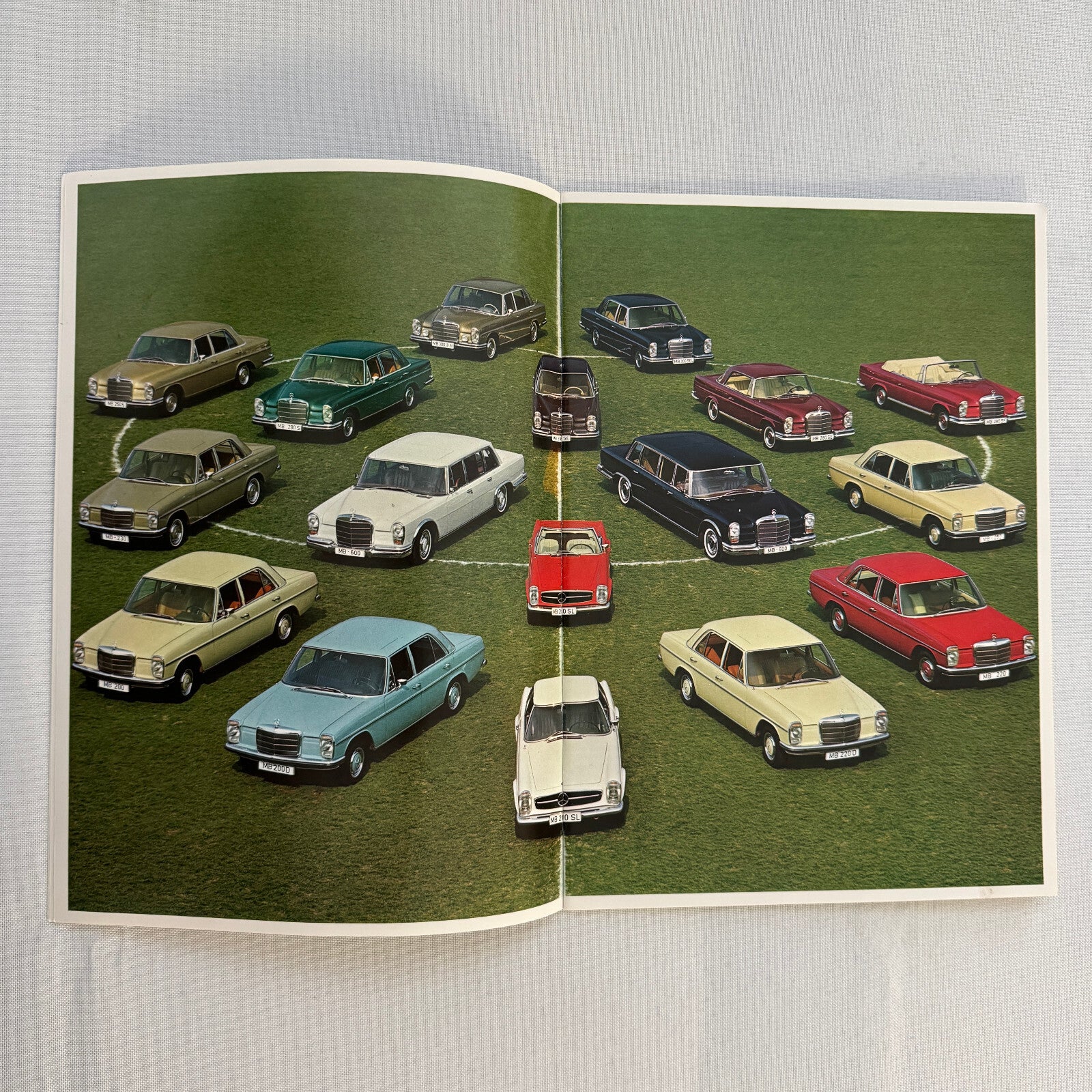 Vintage Mercedes Benz Sales Brochure Catalog 280 SL 300 SEL 600 230 250 GERMAN