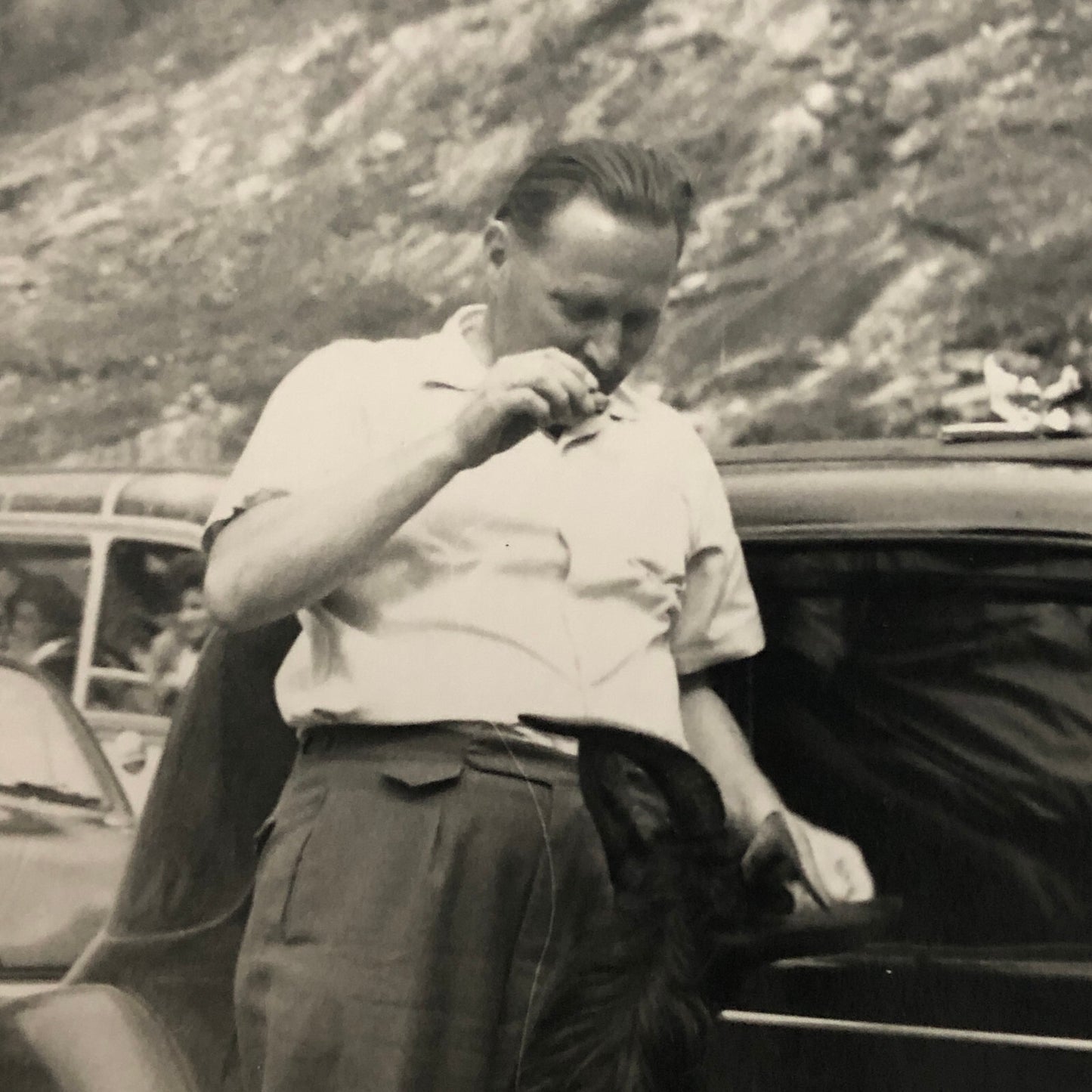 Vintage Photo Photograph Snapshot Man Dog Car Automobile Germany + AL22SM2