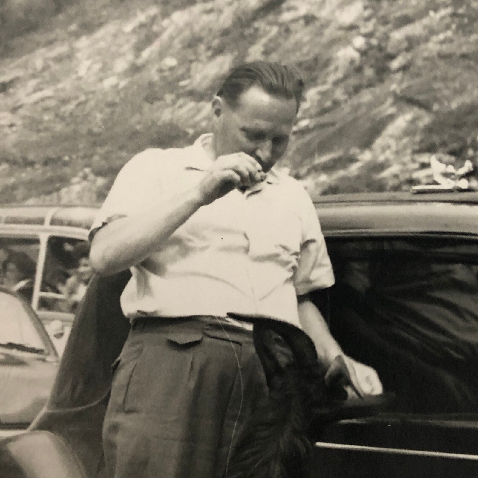 Vintage Photo Photograph Snapshot Man Dog Car Automobile Germany + AL22SM2