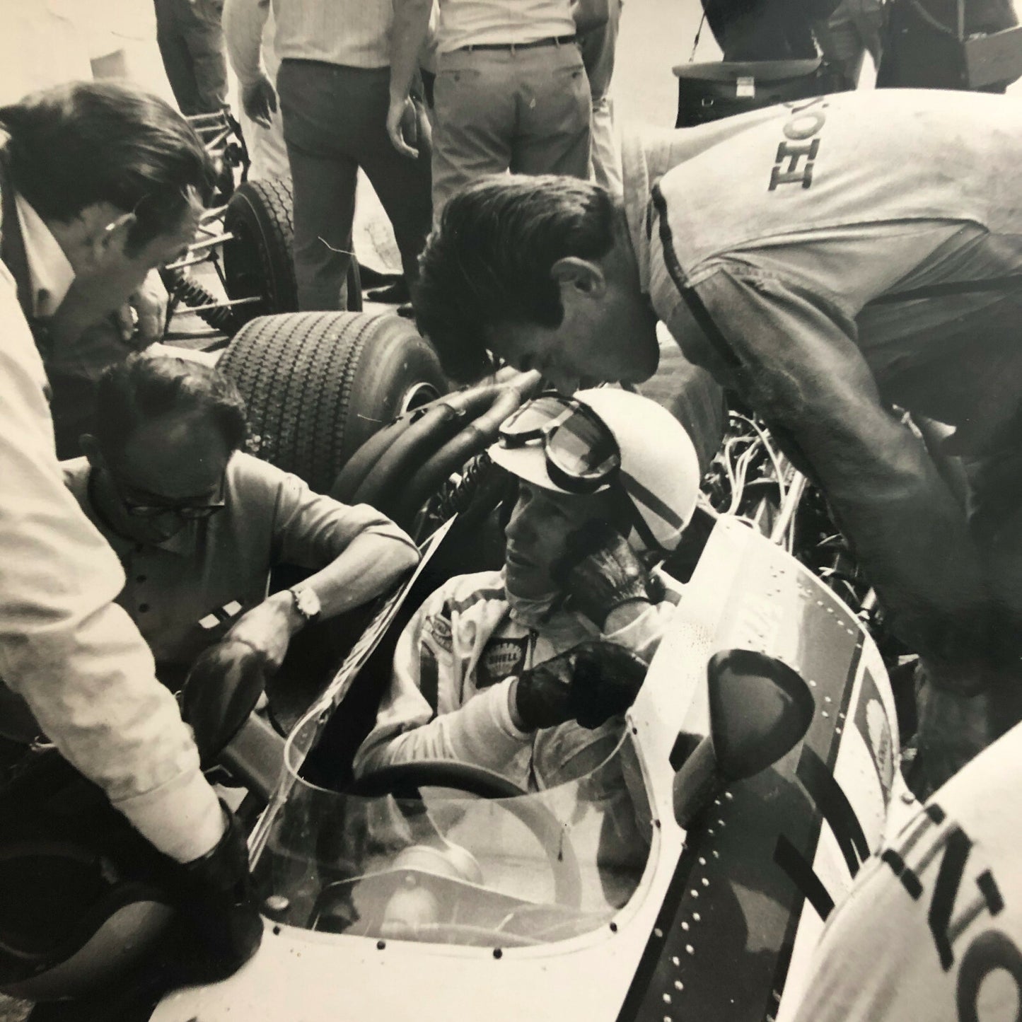 Vintage John Surtees Honda Grand Prix Racing Car Press Photo Photograph 