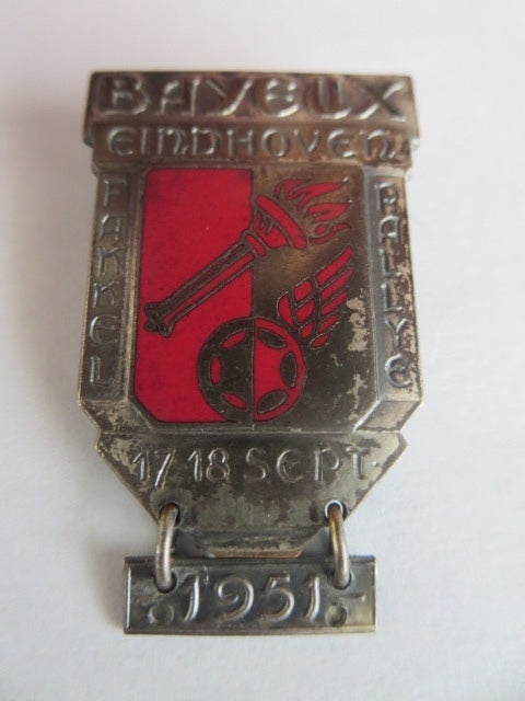 Vintage 1951 Bayeux Eindhoven Fakkel Rallye Car Rally Pin Badge with Date Bar