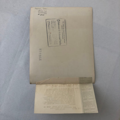 Press Photograph Photo Scientist New Method of Seeing Germs 1932 Underwood Photo