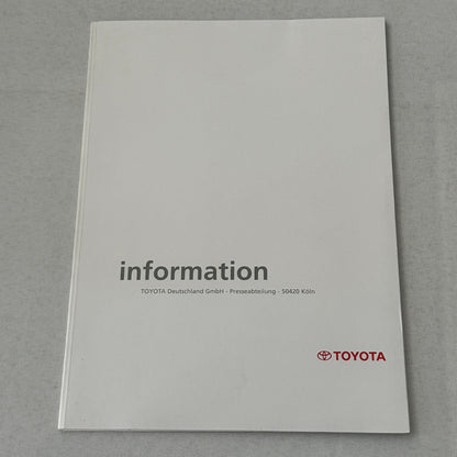 2001 Lexus Toyota Press Kit German Language SC430 Avensis Brochure