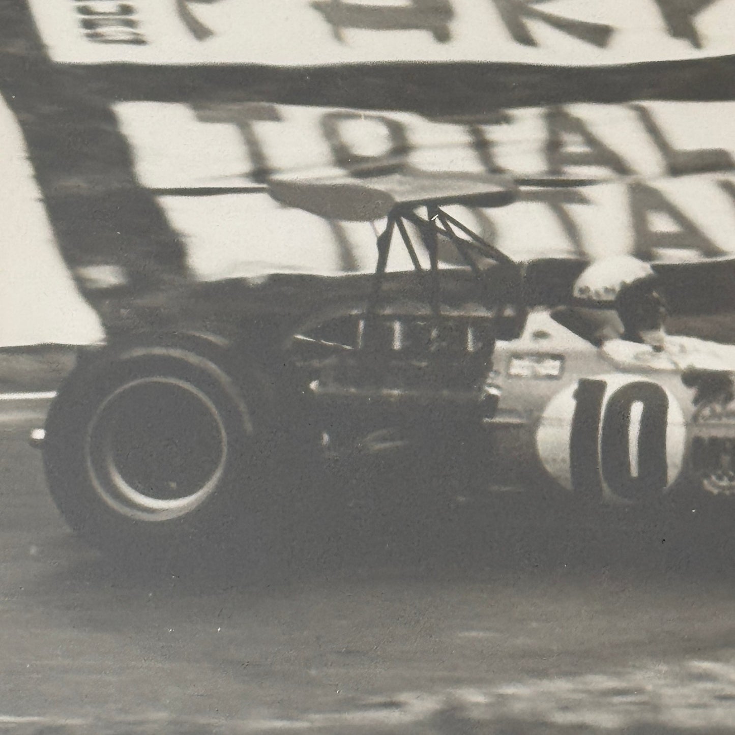 Vintage Racing Photo Bruce McLaren M7A 1968 French Grand Prix Race Motorsport