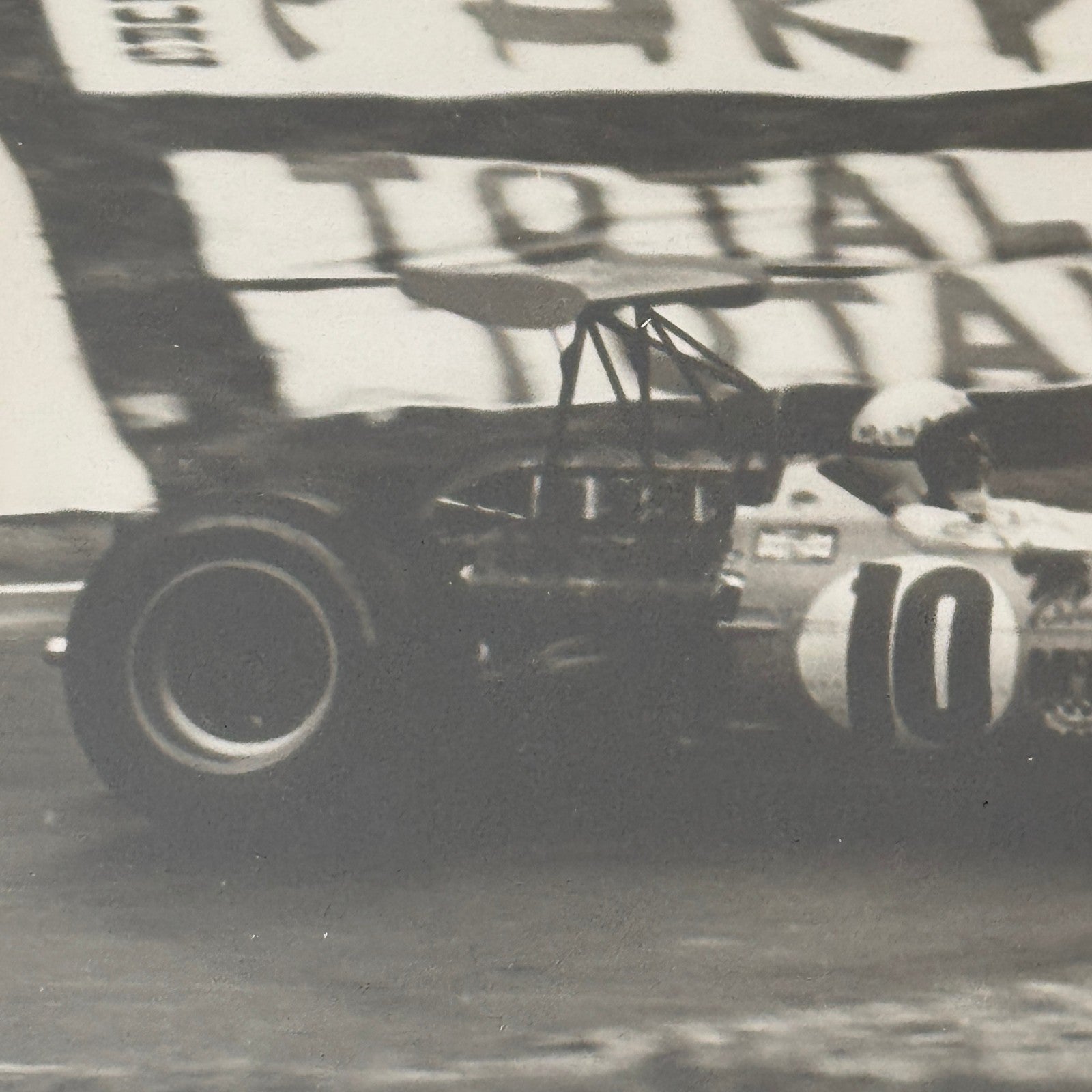 Vintage Racing Photo Bruce McLaren M7A 1968 French Grand Prix Race Motorsport