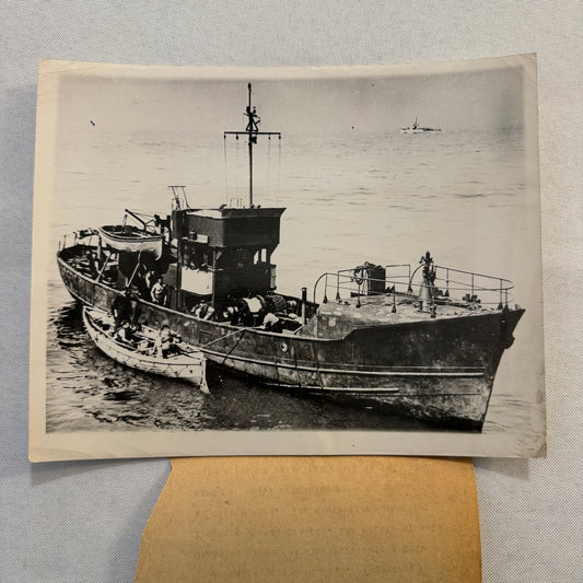 Royal Canadian Navy HMCS Thunder Ship Photo Vintage Military Photograph 1945
