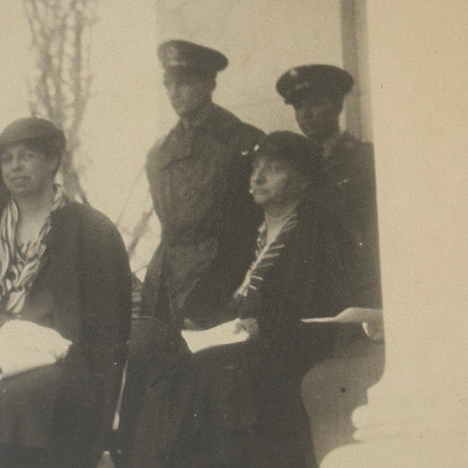Press Photo Photograph First Lady Eleanor Roosevelt Men in Military Uniform