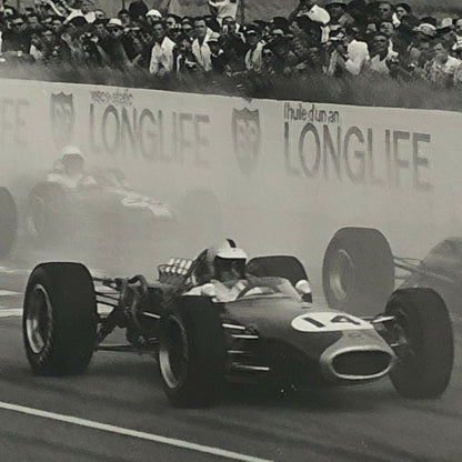 Vintage Racing Photo Photograph Reims 1968 Denny Hulme McLaren + 