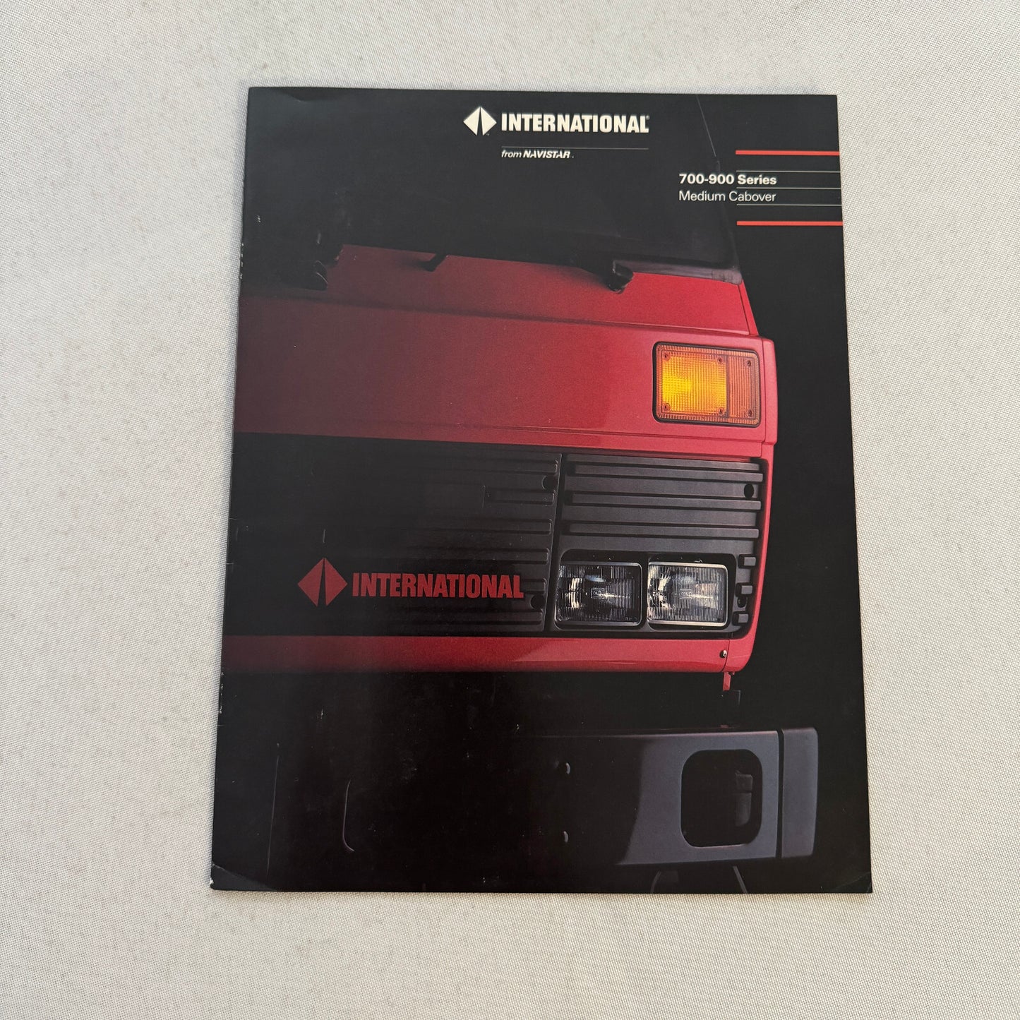 International Truck 700 and 900 Series Medium Cabover Sales Brochure Catalog