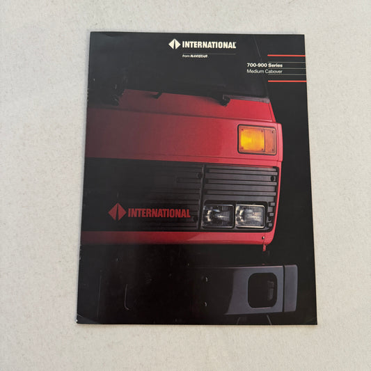 International Truck 700 and 900 Series Medium Cabover Sales Brochure Catalog